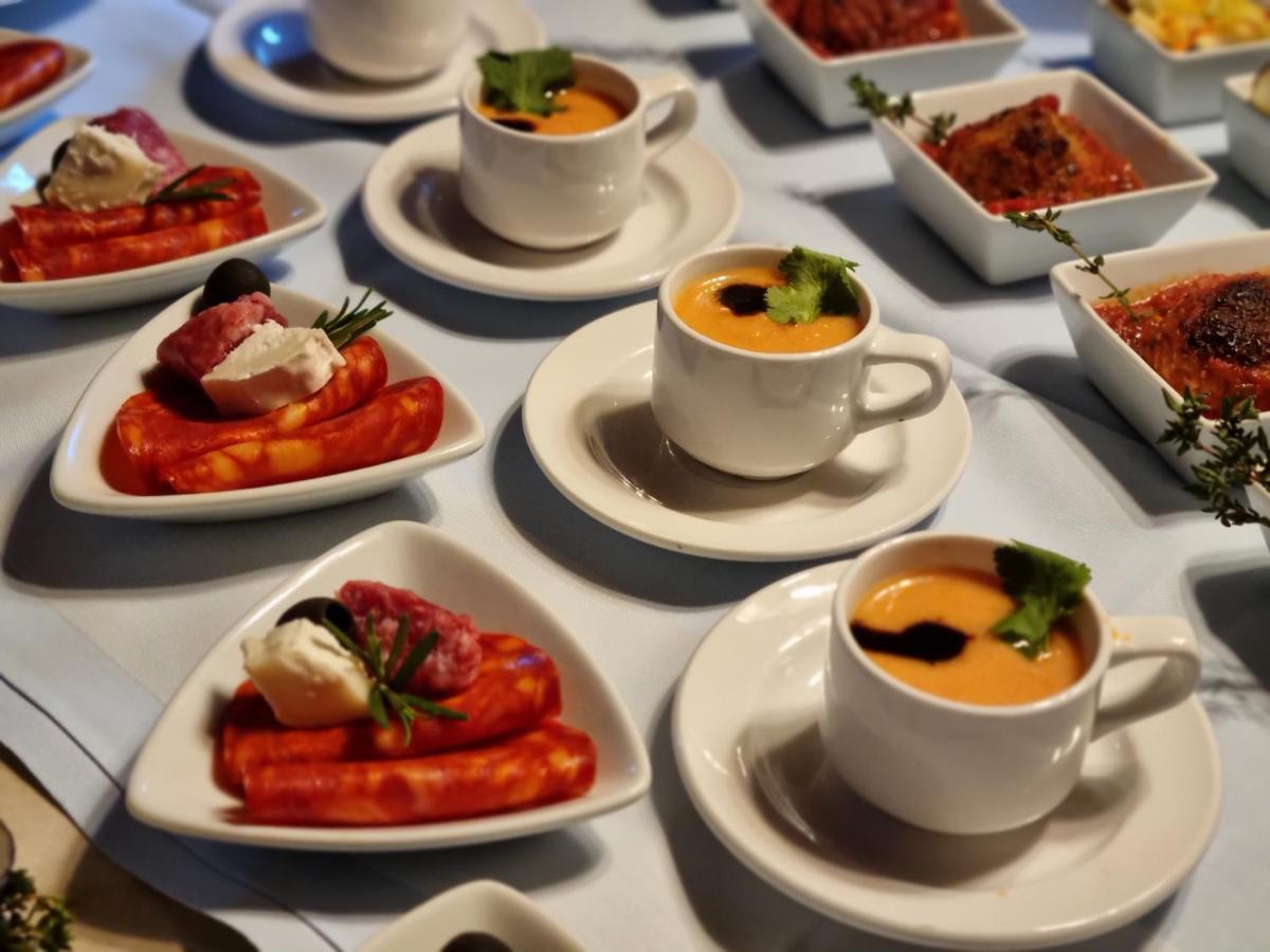 Bauer'S Pension-Restaurant-Catering Grosshabersdorf Exteriör bild