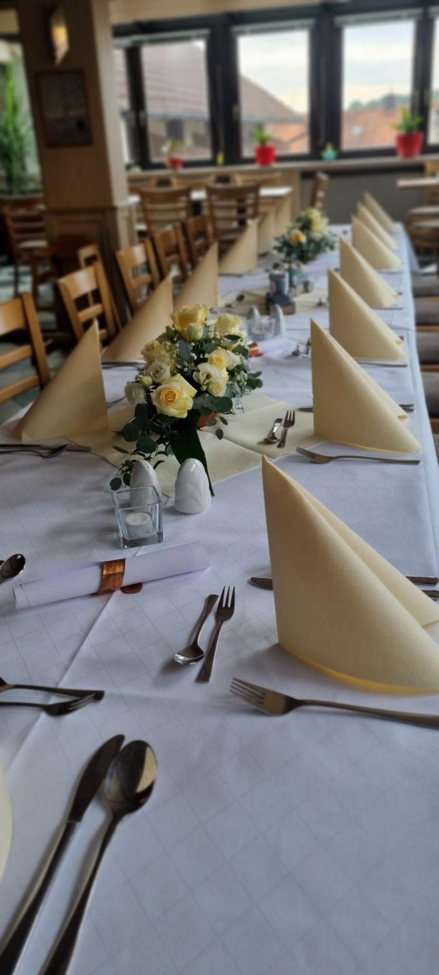 Bauer'S Pension-Restaurant-Catering Grosshabersdorf Exteriör bild